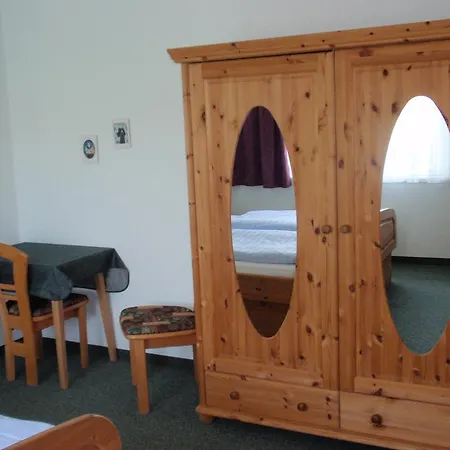 Ferienwohnungen Kern Weyregg Zimmer foto